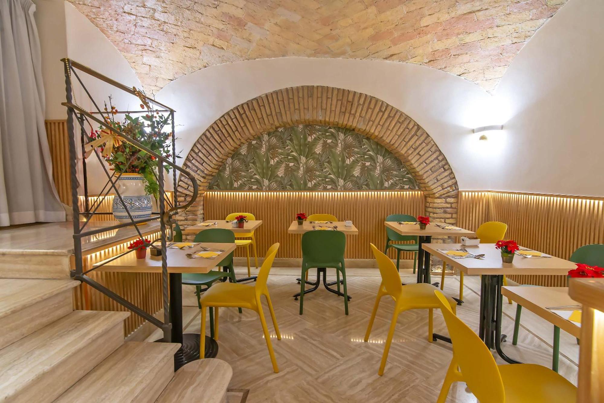 Gambrinus Hotel — Photos 3